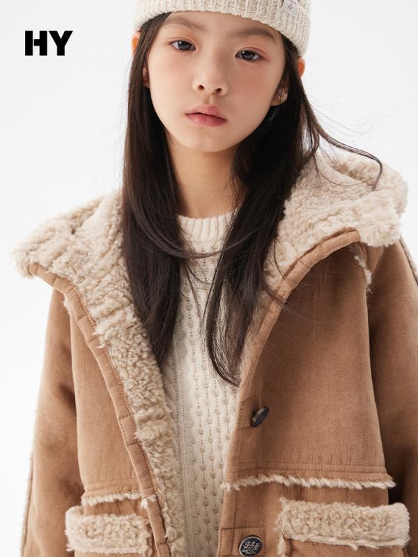 ・スタイル: 韓国風・対象性別: 男女兼用・対象年齢: 中大童（8歳以上、140cm以上）・裏地素材: ポリエステル100%・柄: 無地・フード: フード付き（取り外し不可）・カラー展開: ブラウン・対応身長: 120cm、130cm、140cm、150cm、160cm・カテゴリ: 子供用毛皮・ムートン風合いコート