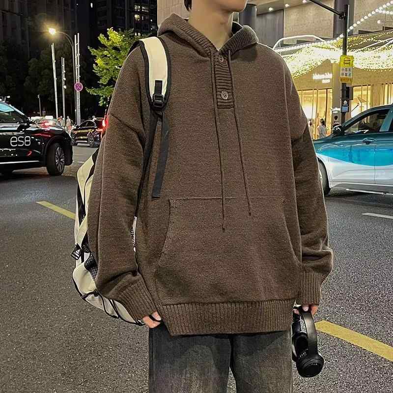 ・カテゴリ: 針織衫・スタイル: ルーズ、港風・ネックライン: フード付き・袖丈: 長袖・厚み: 極厚・デザイン詳細: リブ裾・対象: 青少年、メンズ・主な素材: ポリエステル（化繊混紡）・カラー展開: ブラック、ブラウン・サイズ展開: M、L、XL、2XL・加工: ノーアイロン加工