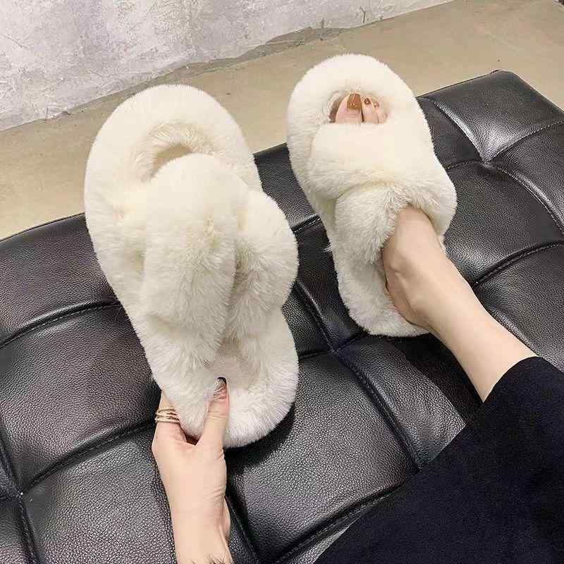 ・カテゴリ: サンダル・スタイル: 韓国風・甲材: スエード・底材: ゴム底・柄: 無地・着用シーン: 日常・製法: セメンテッド製法・カラー展開: ブラック、アイボリー、カーキ・サイズ展開: 35、36、37、38、39、40