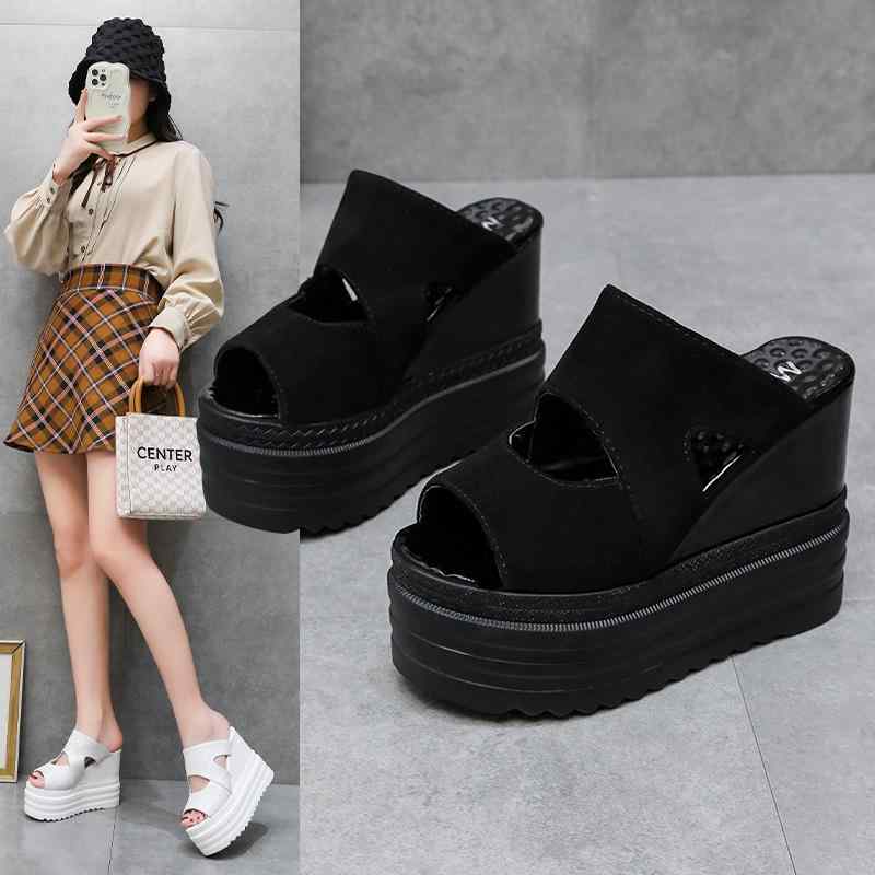 ・カラー展開: 亮黒色、絨面黒色、ホワイト・サイズ展開: 34、35、36、37、38、39・アッパー素材: PU・カテゴリ: 一字サンダル・つま先形状: オープントゥ・スタイル: 韓国風・靴底素材: ゴム・ライニング素材: PU