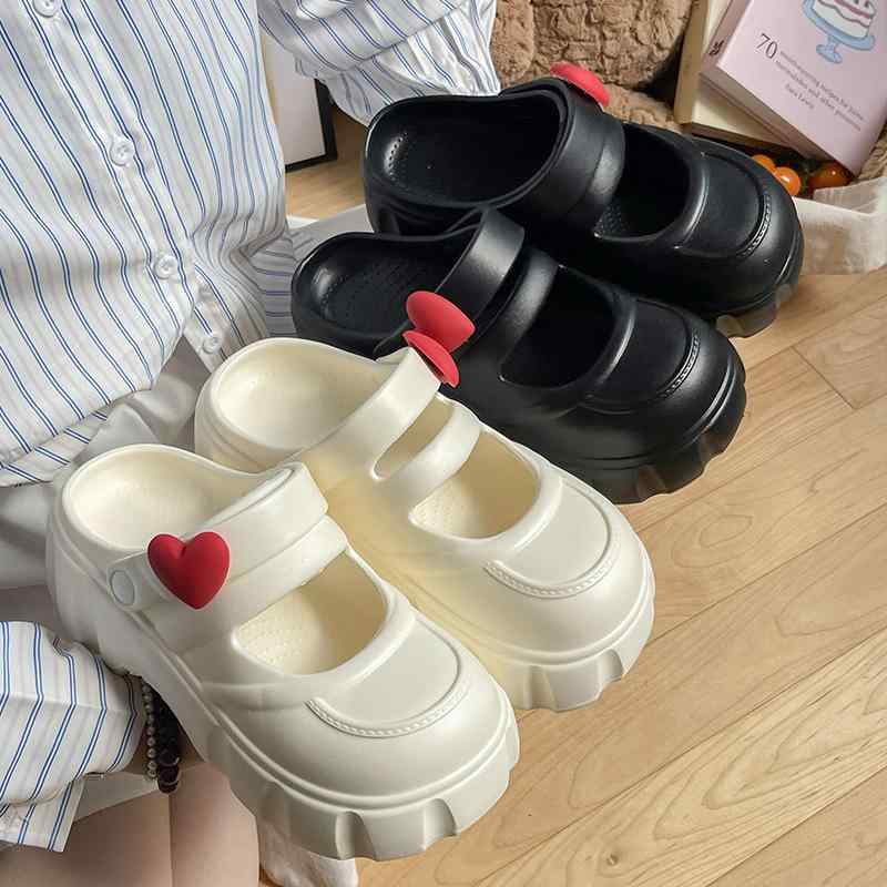 ・カラー展開: 奶白【爱心款】、黒色【爱心款】、杏色【爱心款】、白色【素版】、黒色【素版】、杏色【素版】・サイズ展開: 36-37（35-36推奨）、38-39（37-38推奨）、40-41（39-40推奨）・アッパー素材: EVA・カテゴリ: 一字型サンダル・つま先の形状: ラウンドトゥ・スタイル: 韓国風・靴底素材: EVA・インソール素材: EVA