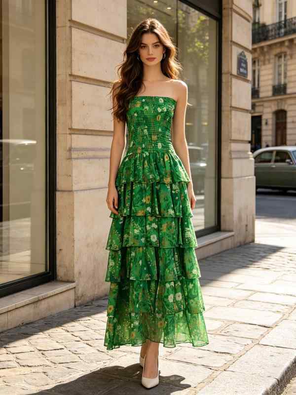 ・カテゴリ: 连衣裙（ワンピース）・スタイル: レトロ風、セクシー系・主な素材: ポリエステル、綿・素材の割合: ポリエステル50%〜70%、綿30%〜50%・デザイン: ベアトップ、ギャザースカート、ヘム（フリル）・仕様: プルオーバー、裏地なし、タグなし・ネックライン: ノースリーブ・袖丈: ノースリーブ・ウエスト: ミディアムウエスト・柄: 花柄、プリント・カラー展開: グリーン・サイズ展開: S、M、L・着用シーン: ビーチ、パーティー・シルエット: スリムフィット