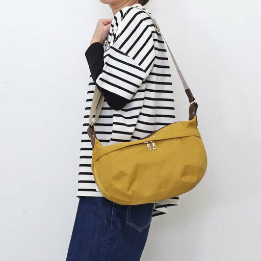 【COOCO クーコ】フロントポケットラウンド型ショルダーバッグ 通勤 通学 【COOCO クーコ】フロントポケットラウンド型ショルダーバッグ 通勤 通学