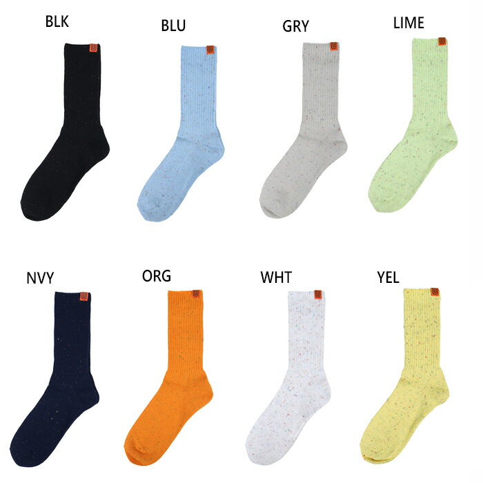 販売価格には送料が含まれており、販売価格がメーカー希望小売価格を上回る場合がございます。25-27cm BLK(ブラック) BLU(ブルー) GRY(グレー) LIME(ライム) NVY(ネイビー) ORG(オレンジ) WHT(ホワイト) YEL(イエロー) メンズ靴下 メンズソックス おしゃれ オシャレ かっこいい 男性用 MEN 最安値に挑戦！UNIVERSAL OVERALL　ユニバーサルオーバーオールってどんなブランド？？1924年に創業したアメリカ、シカゴのワークウェアブランド、ユニバーサルオーバーオール。ハードでリーズナブルなアイテムを、ほぼ1世紀近くに渡りこだわって追求し続け、現在でも、アメリカでは数少ないリアルワークウエアとして、多くのワーカーたちに支持されている。こちらの商品の素材、サイズ、機能などカラフルなソックスでアクセントをプラス！これからの季節におすすめな厚手のクルーソックスが入荷◆◆■point柔らかい厚手の生地感で履き心地の良いクルーソックス。程良い長さのあるベーシックな丈感で日常使いしやすいカジュアルなアイテムです。UNIVERSAL OVERALLのブランドロゴが控えめながらもワンポイントに◎シンプルながらもファッション性が高く、トレンドやシーンを問わず活躍してくれます。モックシューズやクロッグサンダルなどウィンターシューズとの合わせでトレンドライクかつリラックス感のあるスタイルが叶います。豊富なカラーを揃えているので、ご自身用には勿論プレゼントにも最適です。■素材：綿 ・ ポリエステル ・ ポリウレタン■実寸サイズ(cm)：25ー27cm※当店では、システムで在庫調整を行っております。在庫更新のタイミングにより、在庫切れの為、稀にご用意できない場合がございます。ついで買いにオススメ！おすすめ送料無料アイテム