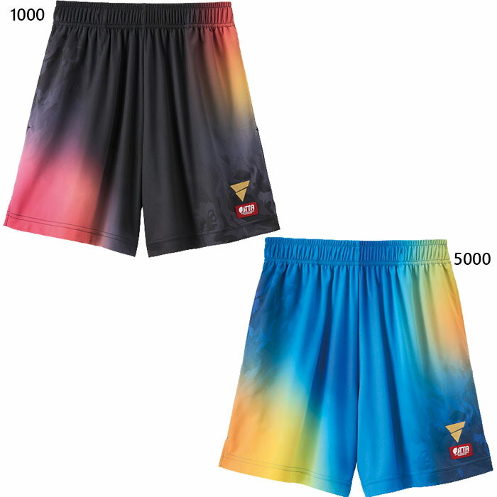 2XS XS S M L XL 2XL 3XL 4XL 1000(ブラック) 5000(ブルー) 卓球パンツ おしゃれ オシャレ かっこいい かわいい 男性用 女性用 ユニセックス 男女兼用 両用 最安値に挑戦！XIOM　エクシオンってどんなブランド？？XIOM（エクシオン）は、韓国の卓球総合ブランド。近年は世界トッププレーヤーも多く使用しており、性能もさることながらデザインにおいても評価が高い。看板商品は片面ずつ特徴が異なるハイブリットラケット アイスクリーム、ウーゴ ハイパーアクシリウム、36.5 ALX。こちらの商品の素材、サイズ、機能など・VICTASアドバイザリースタッフ、2026年度全日本選手権着用モデル。・V-GS601と連動したグラデーショングラフィックを採用したゲームパンツで、セットアップ着用ができます。・裾に向かって変化するカラーと有機的な柄表現が、動きの中で立体感とスピード感を演出します。・ブランドロゴには、全日本選手権モデルのみ採用されるゴールド刺繍を使用。・カラーは爽快なブルーと重厚感のあるブラックの2色展開。ブルーにはブルーのゲームシャツ、ブラックにはピンクとブラックのゲームシャツのコーディネートがおすすめ。・公式戦からチームウェアまで幅広く活躍します。■詳細：JTTA公認／吸汗速乾／昇華プリント■素材：ポリエステル100% （バックメッシュドライ）■実寸サイズ(cm)：サイズヒップ脇丈股下14088288150923092XS98.53612XS102.536.512S106.537.512.5M110.53812.5L114.53913XL118.539.5132XL122.540.513.53XL126.54113.5※当店では、システムで在庫調整を行っております。在庫更新のタイミングにより、在庫切れの為、稀にご用意できない場合がございます。ついで買いにオススメ！おすすめ送料無料アイテム