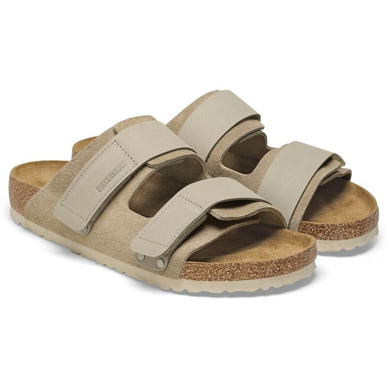 BIRKENSTOCK Uji / ウジ (ヌバック/スエードレザー) 爽やかでスポーティな印象が素敵な カジュアルサンダル・Ujiは、 面ファスナーでフィット感を調整できる 便利さが魅力の一足です。 普段着にスポーティなアクセントを 添えたいあなたにぴったりのこの一足。 アッパーには足をもう一枚の肌のように 優しく包み込む特に柔らかいスエードレザーと 上質なヌバックレザーを使用しています。 ※ストラップにロゴ入りのものとロゴ無しのものがありますが、 仕様変更によるものでどちらも正規の良品です。 ご注文の際にロゴの有無はお選びいただけませんのでご了承ください。 ■カラー：トープ ■足の形状を考慮した天然ゴム混合コルクフットベッド ■アッパー：スエードレザー、ヌバックレザー ■インソール：スエードレザー ■アウターソール：EVA ■詳細 面ファスナーを使って自由にフィット感を調整できるダブルストラップ ■フットベッド：Made in Germany ※ナロー こちらの幅は、女性や足幅が狭い方に適しています。 ※レギュラー こちらの幅は、男性や一般的な足幅の方に適しております。 トングサンダルなどにおすすめです。 Boston ボストン (スエードレザー) Boston ボストン (スエードレザー) Lutry Premium Suede / ルトリー