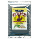 ※パッケージデザイン等は予告なく変更されることがあります。 純度100％、食べるプロバイオティクス。 納豆菌がぎゅっと詰まった粉末納豆。 スプーン1杯で10パック分の納豆菌！ 【 お召し上がり方 】 　■コーヒーやお茶などに混ぜて飲むと納豆特有のアンモニア臭を消すことができます。 　■ふりかけなどに混ぜてとると食べやすくなります。 　■牛乳、ヨーグルトなど乳製品に混ぜると臭いが気にならず、 　　乳酸菌と納豆菌が効果的に反応します。 　■味噌汁な、カレー、シチューなどに入れるとより食べやすくなります。 　■お浸しなどごまと混ぜる。 　■白湯に入れてそのまま飲むと納豆菌がすぐに活動しはじめ、 　　白湯にネバネバが生じます。 商品名 粉末納豆 内容量 100g 原材料 大豆(アメリカ産)(非遺伝子組換)、納豆菌 製造行程 大豆を蒸し煮する→納豆菌を接種する。培養し、大豆を分解発酵させる→乾燥し、粉末に加工する 賞味期限 製造日より2年 保存方法 冷暗所にて保管し、開封後はなるべくお召し上がりくださいませ 販売元 まるも株式会社 栄養成分　100gあたり エネルギー タンパク質 脂質 炭水化物 塩分相当量 356kcal 50.5g 0.4g 37.1g 0.7g