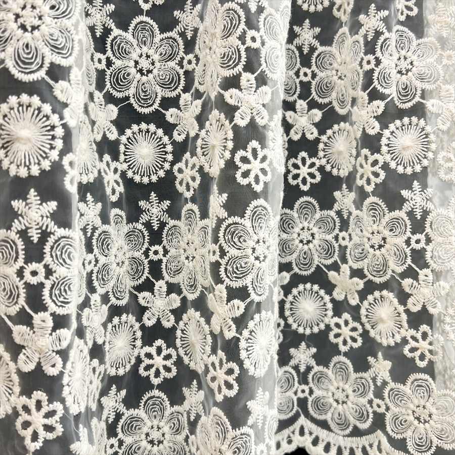カフェカーテン 2サイズ展開 高さ45x幅120cm ベージュ オーガンジー生地 刺繍 ナチ...
