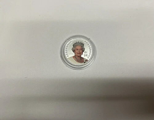 2022 $5 A Portrait of Queen Elizabeth II - Pure Silver Coin商品について原産国：カナダ流通/非流通：非流通材質：銀発行年：2022年純度：0.9999特徴：記念品認証：未認証注意事項以下の注意事項をご理解のうえ、ご購入ください。◆ 鑑定グレード・真贋について当店では、PCGS・NGC など主要鑑定機関の評価基準を基準に商品情報を記載しております。鑑定済み商品の場合、鑑定番号（Cert No.）で真贋確認が可能です。未鑑定品は、あくまで当店の知見に基づく評価となり、鑑定結果を保証するものではございません。◆ アンティーク特有の状態についてアンティークコイン・紙幣は、経年による小傷・変色・シミ・汚れなどがある場合がございます。コンディションは写真と説明文でできる限り正確にお伝えしておりますが、細部にこだわる方はご購入前にお問い合わせください。◆ 付属品についてコインボックス・証明書（COA）などの付属品は、商品説明に記載がある場合のみ同梱されます。記載がない場合は付属しませんので、あらかじめご確認ください。◆ 在庫状況について 当店の商品は海外から取り寄せております。ご購入のタイミングによっては在庫切れとなる場合がございます。その際はご連絡のうえ、ご注文をキャンセルさせていただく場合がございますので、あらかじめご了承ください。 ◆ 価格変動について 希少性の高い商品は市場価格の変動により、追加料金をお願いする場合がございます。追加料金に同意いただけない場合には、ご注文のキャンセルが可能ですので、ご安心ください。◆ 配送について お届けまでに通常2〜3週間ほどかかります。 海外の祝日や天候、税関手続きにより通常より配送が遅れる可能性がございます。 ◆ ご注文後の取り扱いご注文と同時に商品のお取り寄せを開始するため、ご注文確定後にお客様都合によるキャンセルは承っておりません。予めご了承下さい。◆ 保証について 商品説明に英語で「保証（warranty）」と記載があっても、日本国内では適用されませんのでご了承ください。 当店では、商品到着後7日以内の初期不良に限り、対応させていただきます。 （返品規約の詳細については、楽天市場内の会社概要欄下部をご参照ください。）◆ 商品の色・素材感について 撮影環境やモニター設定により、実際の商品と色味や質感が異なる場合がございます。 ◆ その他サービスについて 海外製品の輸入代行も承っております。ショップに掲載されていない商品でもお探し可能ですので、お気軽にご相談ください。 尚、業者販売（業販）や複数購入の場合、割引対応も可能です。ご希望の方はお問い合わせください。