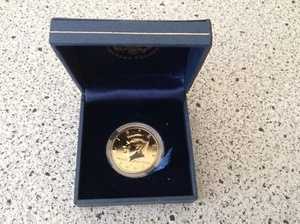 2004年Pミント刻印入り金メッキケネディ50セント硬貨（貨幣交換ディスプレイボックス入り）