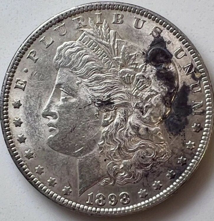 1898-P モルガン銀貨。鑑定はAU/UNCです。