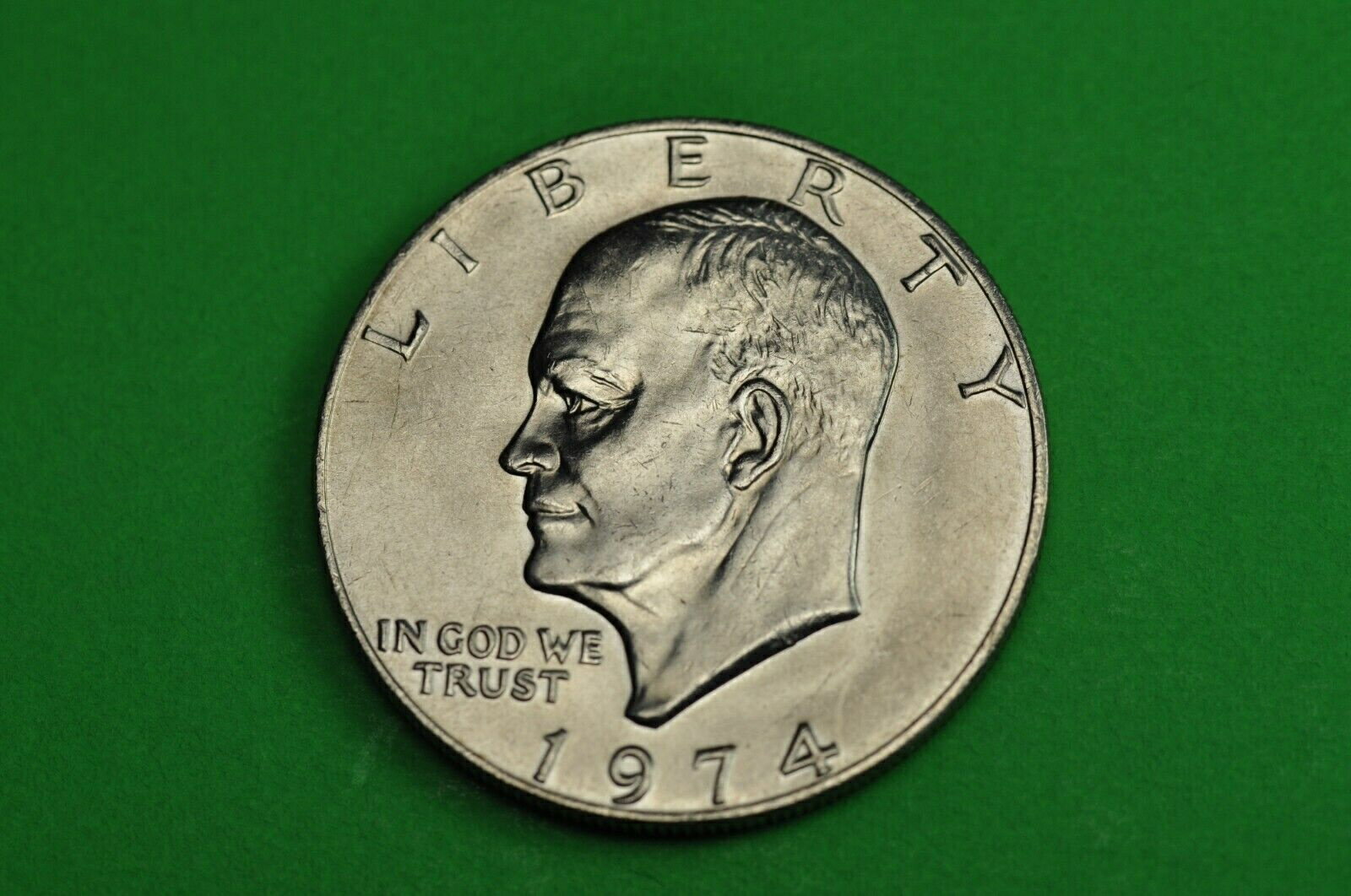 ץʡɥ꥽㤨֡ڶ/ʼݾڽա ƥ Ų 1974-P About Uncirculated Eisenhower US One Dollar Coin [̵] #ocf-wr-012511-3800פβǤʤ43,750ߤˤʤޤ