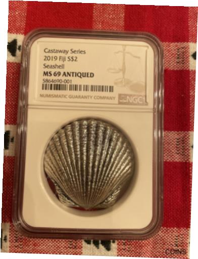  アンティークコイン コイン 金貨 銀貨  Castaway Seashells: 2019 1oz Pure Silver SCALLOP Coin - $2 Fiji Coin MS69