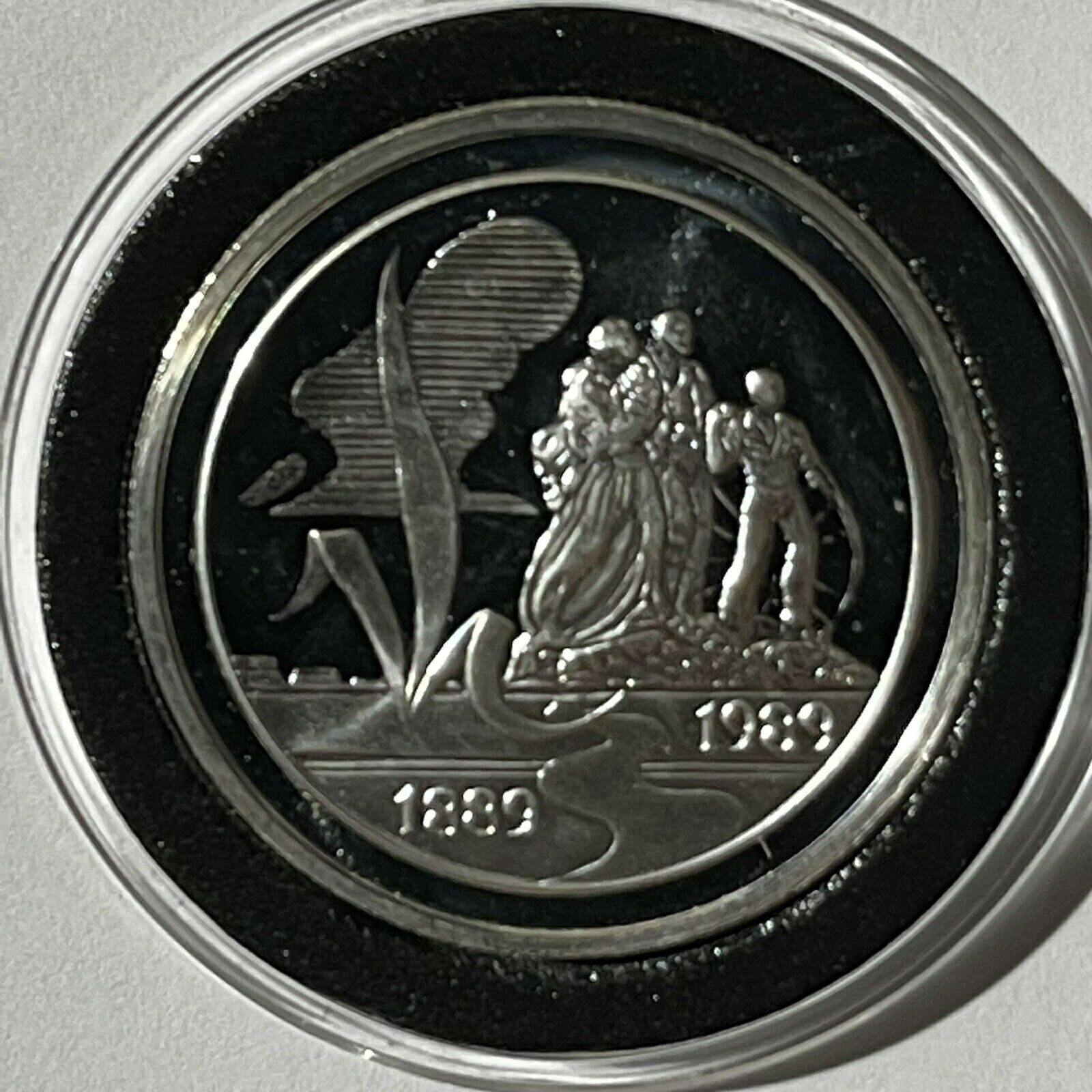 【極美品/品質保証書付】 アンティークコイン コイン 金貨 銀貨 [送料無料] 1989 North Dakota Centennial Proof Coin 1 Troy Oz .999 Fine Silver Round Medal