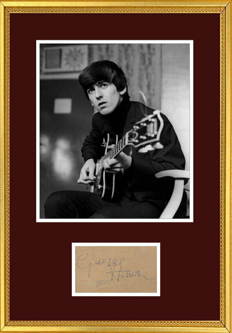 【極美品/品質保証書付】 アンティークコイン 硬貨 Vintage 1960s George Harrison Signed Autograph Display, The Beatles. Beckett BAS [送料無料] #oof-wr-4095-90