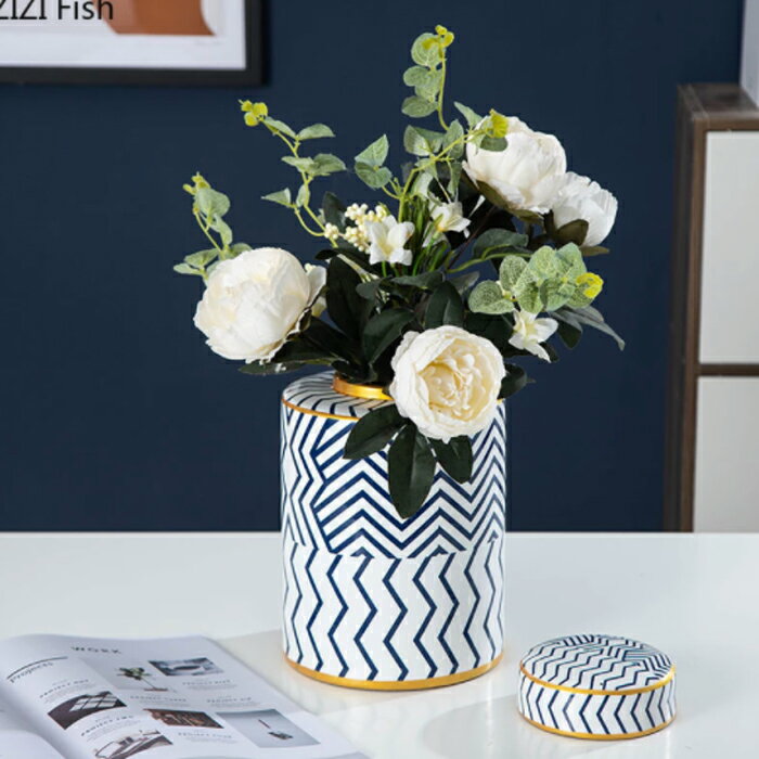 花瓶 おしゃれ 陶器 北欧風 かびん フラワーベース ゴールド ホワイト 模様 柄入り 蓋付きの花瓶 Large/大:高さ33cm [送料無料 輸入品] 置物 飾り インテリア雑貨 [2]