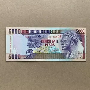 ????ギニアビサウ 5000 ペソ通貨 P 14 1993 地図穀物収穫 aUNC 紙幣