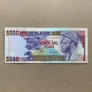 ????ギニアビサウ 5000 ペソ通貨 1990 地図穀物収穫 UNC 紙幣