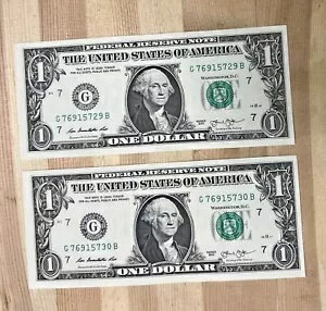 (2) CU 2013 $1 シカゴ連銀紙幣連続シリアル番号紙幣