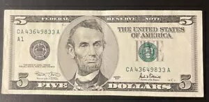 シリーズ 2001 ボストン 5 ドル 5 ドル紙幣 FRN~ CA43649833A ~ クリスプ ヴィンテージ ~