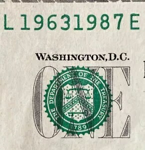 1963 〜 1987 年の誕生日の墓石デュアル日付メモファンシー シリアル番号 1 ドル