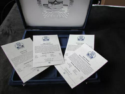 モータースポーツの公式記念コイン コレクション ケースには 12 リベリア $10 が入ります