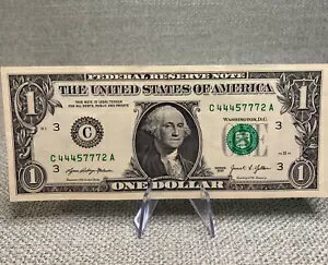 Lucky 7 の 777 2021 1 ドル紙幣 C 44457772 A トリプル 4 とガスポンプ付き