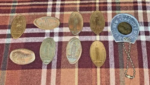 ロット 細長く押しつぶされたプレス ペニー & ケースに入ったペニー ニューヨーク市像 ツイン