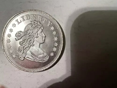 ドレープ バスト ヘラルディック イーグル リード リム ファクシミリ シルバー ダラー 1 トロイ オンス..