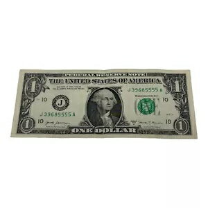 1 ドル紙幣のファンシー シリアル番号 4 つ連続でガス ポンプが持ち上げられ、重いストロークで凹みが..