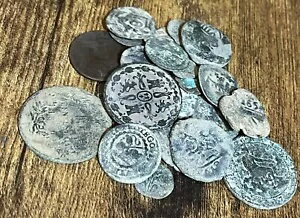 ロット 31 古いコイン スペイン中世の海賊黄金時代ローマ帝国汚れた現代