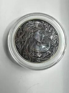 WORLD RESOURCE【KING店】の見事なブロンズ女性アメリカン シルバー イーグル 1 オンス .999 限定シルバー ダラー コイン｜アングル2