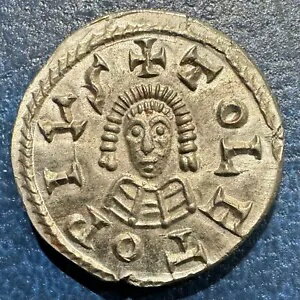 コイン - メロヴィング朝 - トレド - トリエン - ベッカーの偽造品 - ブリキ