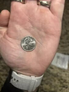 2022 P アンナ メイ ウォン レディース クォーター コイン 新しいエラー「IN COD WE TRUST」