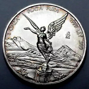 1999 UNC 1 オンス 999 シルバー レイ メキシコ リベルタード 1 オンザ プラ プラタ ナット。調色コイン