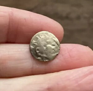 ケルト系イギリス。紀元前1世紀ゴールドクォータースター。明記されていない問題。