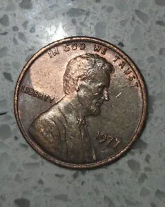 リンカーン記念碑 1977 ペニーノーミントマーク、良好な状態、きれいな染料の衝突