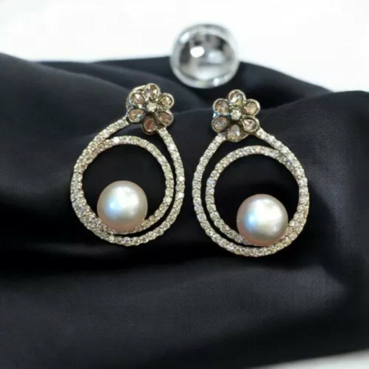 4.50カラット ラウンドブリリアントカット 天然ダイヤモンド パール スタッドピアス 14K ホワイトゴールド