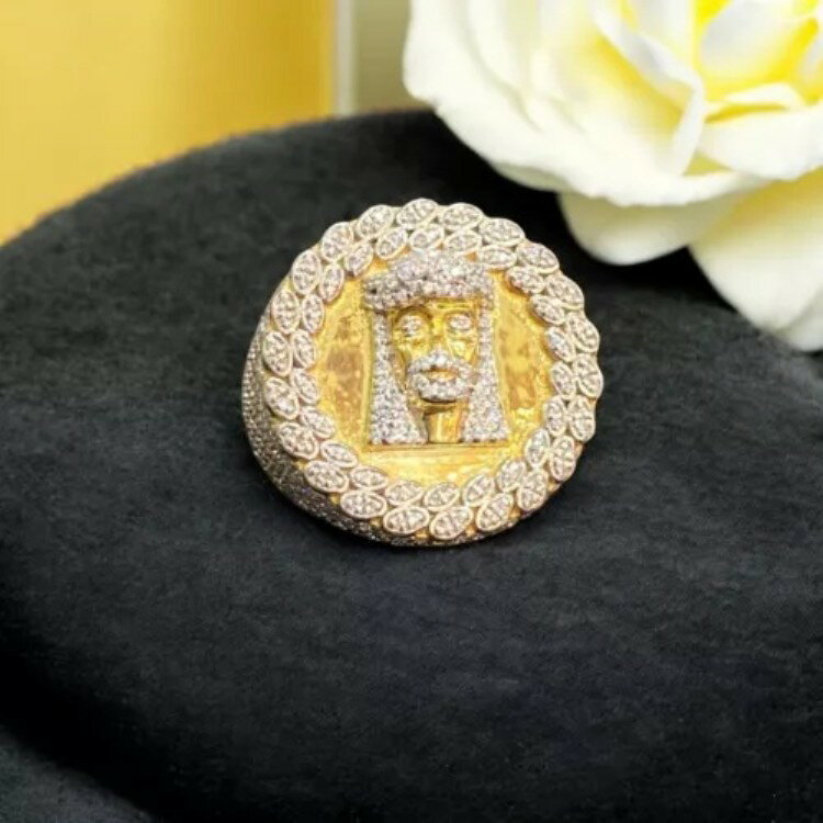 パヴェ3.95 TCWラウンドブリリアントカット天然ダイヤモンドメンズジーザスリング(14Kゴールド)