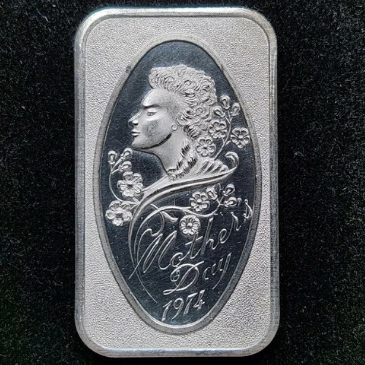 ơ С 1974ǯ  ޥǥߥ 1 ȥС 0.999