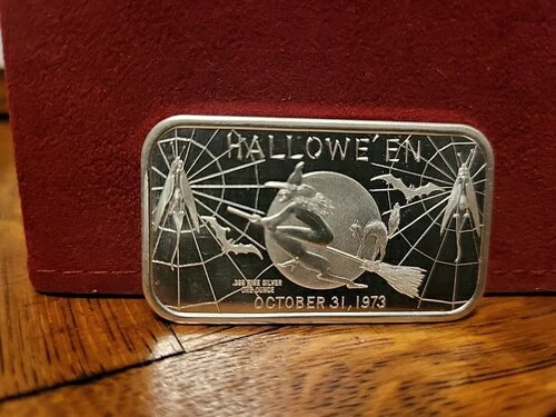 1オンス ハロウィーン 空飛ぶ魔女 ほうき シルバー アートバー .999 純銀