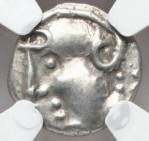 NGC Ch VF、ガリア・アエドゥイ、古代フランス、紀元前50年、ケルト人、ケルト人、AR、クィナリウス銀貨(3)