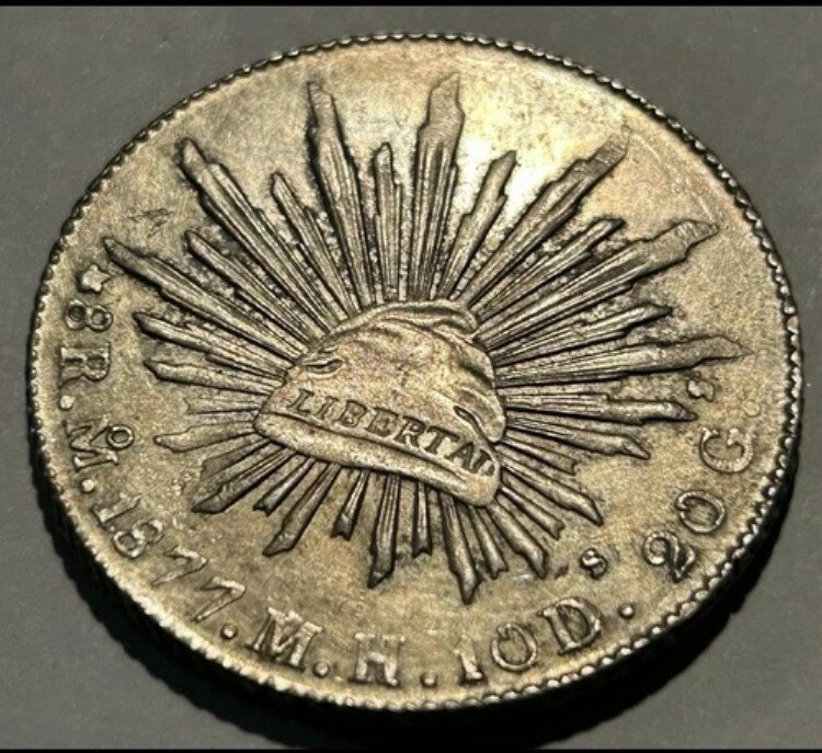 1877 Mexico Cap & Rays 8 Reales Silver Coin Nice Luster!商品について流通/非流通 流通時代 第二共和政（1867-1905）材質 銀製造年 1877年純度 0.9製造国/地域 メキシコ...