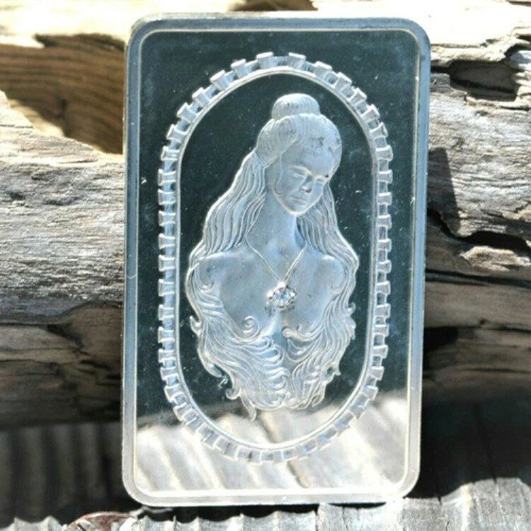 ダイヤモンドアクセント「母の日」1974年マウントエベレストミント1オンス.999 MEMシルバーバー