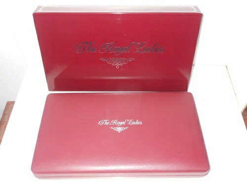 1992年 ロイヤル・レディース・プルーフ・スターリングシルバー・コイン 4枚と1枚のメダリオン ASW 5.5オンス