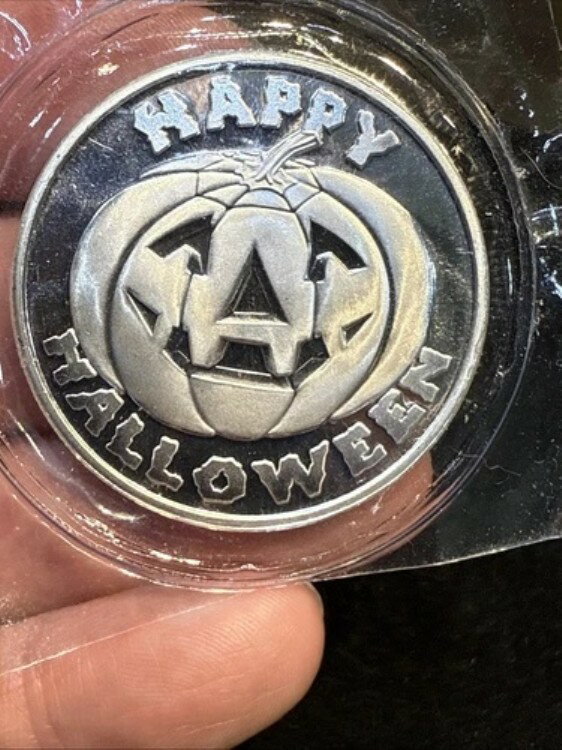 ハッピーハロウィンパンプキン 1オンス .999 シルバーラウンド