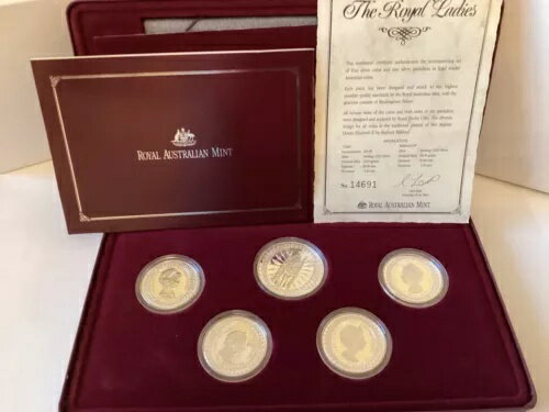 1992ǯ 롦ǥС Υˡʥå