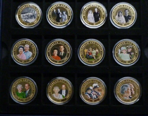 12枚の金メッキクック諸島プルーフ1ドルエリザベス＆フィリップダイヤモンドウェディング2007年