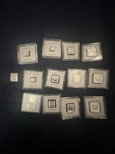 Geiger Silver Lot商品について組成：銀形状：バー純度：0.999製造国／地域：ドイツブランド／ミント：ガイガー注意事項※以下の注意事項をご理解のうえ、ご購入ください■ 鑑定済みコイン・紙幣について各種コイン・紙幣の鑑定機関（NGC、PCGS、PMGなど）は、収集品の真贋鑑定およびグレーディングを行う専門機関です。鑑定後の商品は、専用ケース（スラブ）に封入され、状態を示すグレードが付与されます。■ グレードについてグレードはコイン・紙幣自体の状態を評価するものであり、ケース自体の品質や状態を保証するものではありません。製造・輸送時の影響により、以下のような状態が発生する場合がございます。- 軽微なスレ傷・拭き傷（特に光の角度で見えるもの）- ケース内部のホコリ・小さな異物（鑑定機関の検品基準を満たしている場合）- ラベルのズレ・わずかな傾きこれらは鑑定機関の基準内であり、返品・交換の対象とはなりませんのでご了承ください。■ ラベルの種類について各鑑定機関では、コイン・紙幣の状態や鑑定の結果に応じて異なるラベルが付与されます。- 通常ラベル（Standard/Regular）：一般的なグレード付き鑑定済みコイン・紙幣- オーセンティック（Authentic）：グレードなしで真贋のみ保証- 詳細グレード（Details）：クリーニング跡やエッジのダメージがあるが本物と認定- 特別ラベル（Special Label）：記念版や特定のデザインの限定ラベル - 例：NGC「Early Releases」「First Releases」、PCGS「First Strike」 などグレードやラベルの種類は、商品画像および説明文をご確認のうえ、ご購入ください。■ 在庫状況について当店の商品は海外から取り寄せております。ご購入のタイミングによっては在庫切れとなる場合がございます。その際はご連絡のうえ、ご注文をキャンセルさせていただく場合がございますので、あらかじめご了承ください。■ ご注文後のキャンセルについてご注文と同時に商品のお取り寄せを開始するため、お客様都合によるキャンセルは承っておりません。■ 配送についてお届けまでに通常2〜3週間ほどかかります。海外の祝日や天候、税関手続きにより通常より配送が遅れる可能性がございます。■ 保証について商品説明に英語で「保証（warranty）」と記載があっても、日本国内では適用されませんのでご了承ください。 当店では、商品到着後7日以内の初期不良に限り、対応させていただきます。 （返品規約の詳細については、楽天市場内の会社概要欄下部をご参照ください。）■ 商品の色・素材感について撮影環境やモニター設定により、実際の商品と色味や質感が異なる場合がございます。■ 価格変動について希少性の高い商品は市場価格の変動により、追加料金をお願いする場合がございます。追加料金に同意いただけない場合には、ご注文のキャンセルが可能ですので、ご安心ください。■ その他サービスについて海外製品の輸入代行も承っております。ショップに掲載されていない商品でもお探し可能ですので、お気軽にご相談ください。尚、業者販売（業販）や複数購入の場合、割引対応も可能です。ご希望の方はお問い合わせください。