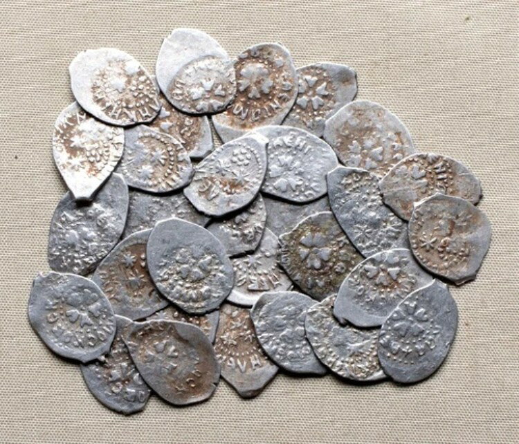 ロシア、イヴァン3世（大帝）、1462-1505年、ロット30、銀線貨幣、秤、#23